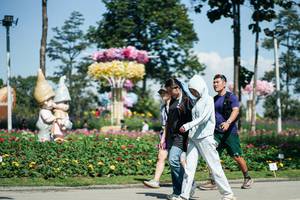 BIB: 
                            <button type="button" onclick="openModal(27620456)" class="btn btn-primary btn-sm float-right btn-popup" data-toggle="modal" data-target=".modal-high-quality">
                        <i class="fas fa-shopping-cart"></i> Add to Cart
                    </button>
                                            <button type="button" onclick="isThisMe(27620456, true)" class="btn btn-success btn-sm float-right btn-popup btn-isme hidden" data-toggle="tooltip" data-placement="bottom" title="นี่คือรูปของคุณใช่ไหม คลิกที่นี่เพื่อเอาเข้าอัลบั้ม">
                        <i class="fas fa-plus"></i> Add to album
                    </button>
                    <button type="button" onclick="isThisMe(27620456, false)" class="btn btn-warning btn-sm float-right btn-popup btn-isnotme hidden">
                        <i class="fas fa-ban"></i> Remove from album
                    </button>